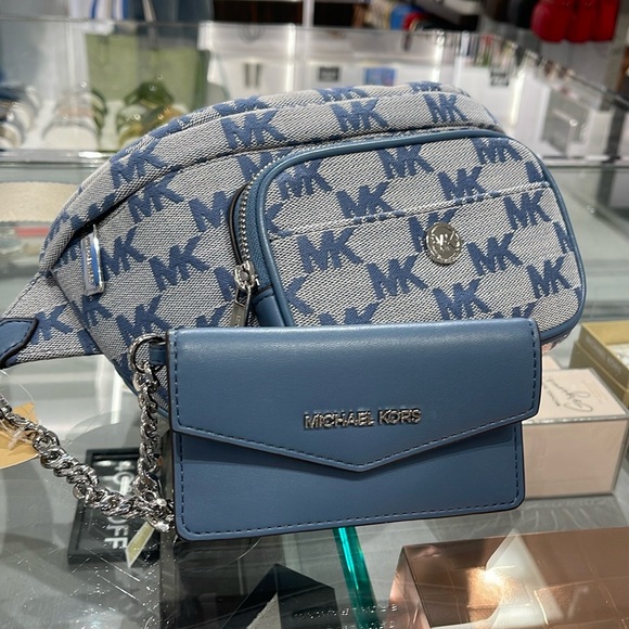 MICHAEL KORS
Maisie Large Logo 2-in-1 Sling Waist Fanny Pack Crossbody 
Denim - Picture 8 of 16